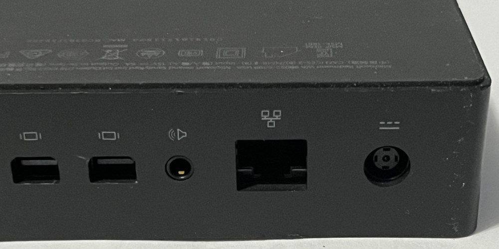 Microsoft 1661 Docking Station - Black