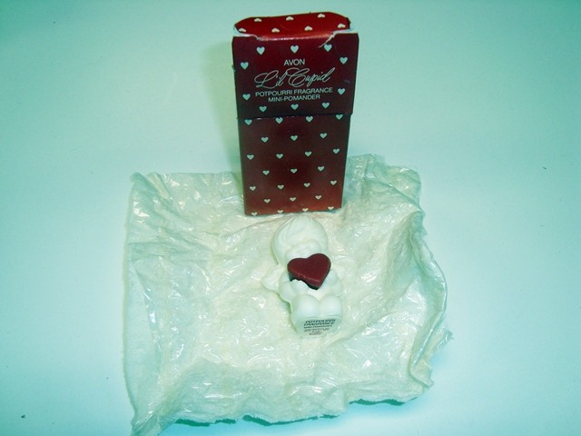 1982 Avon Lil Cupid Valentine’s Day  Pomander w/Box
