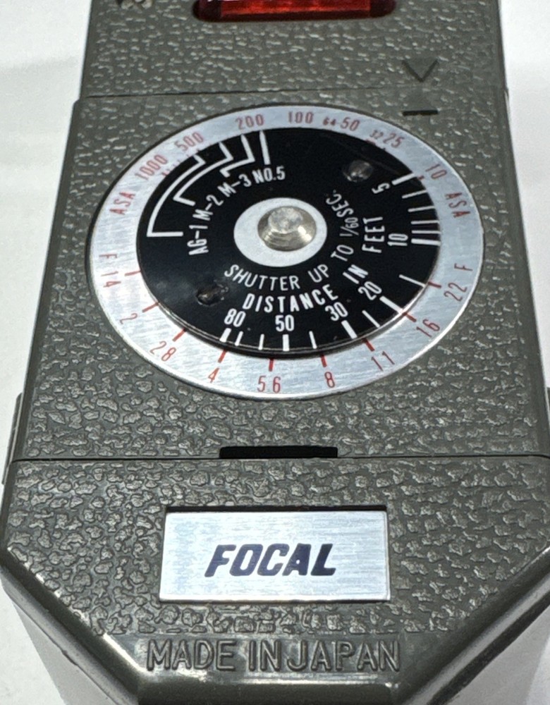 Vintage FOCAL FlashGun Flash Unit With Black Case EUC - Japan