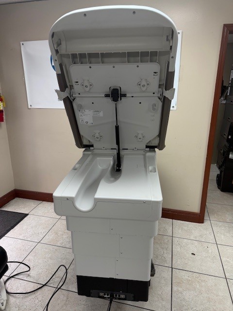 Midmark Ritter 224 Exam Table