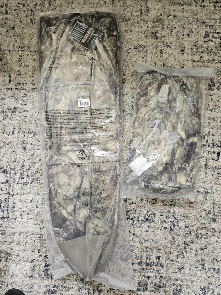 Eberlestock Bolt Action Scabbard and Butt Cover. Both NWT.