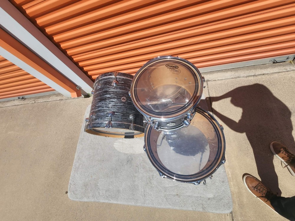 dw collectors maple drum set