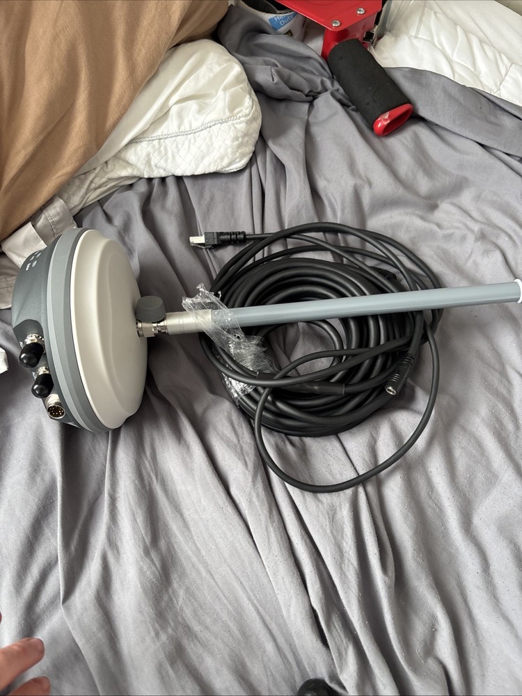 Wingbits WB200 ABS-D Flight Tracking Station