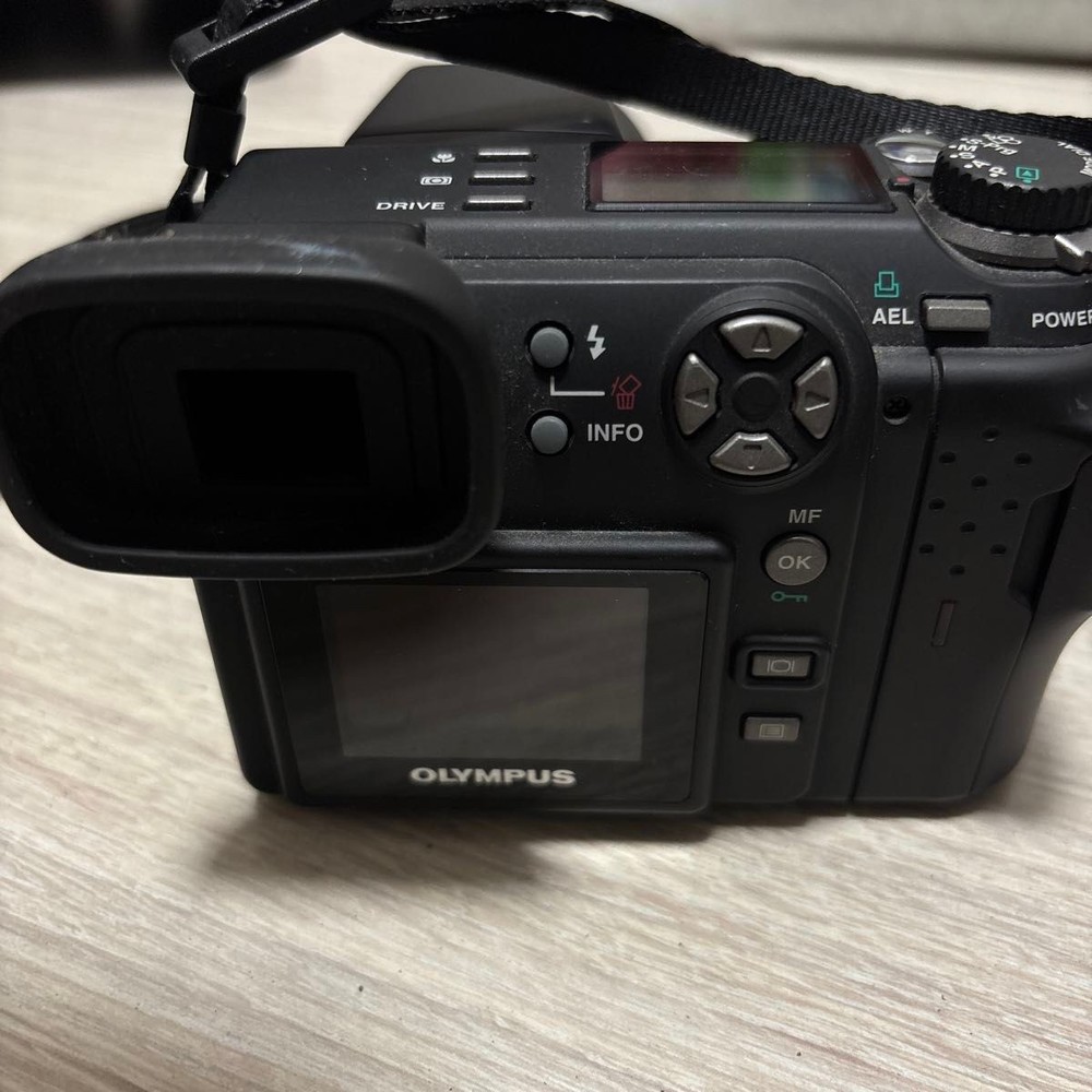 OLYMPUS Digital Camera, Black