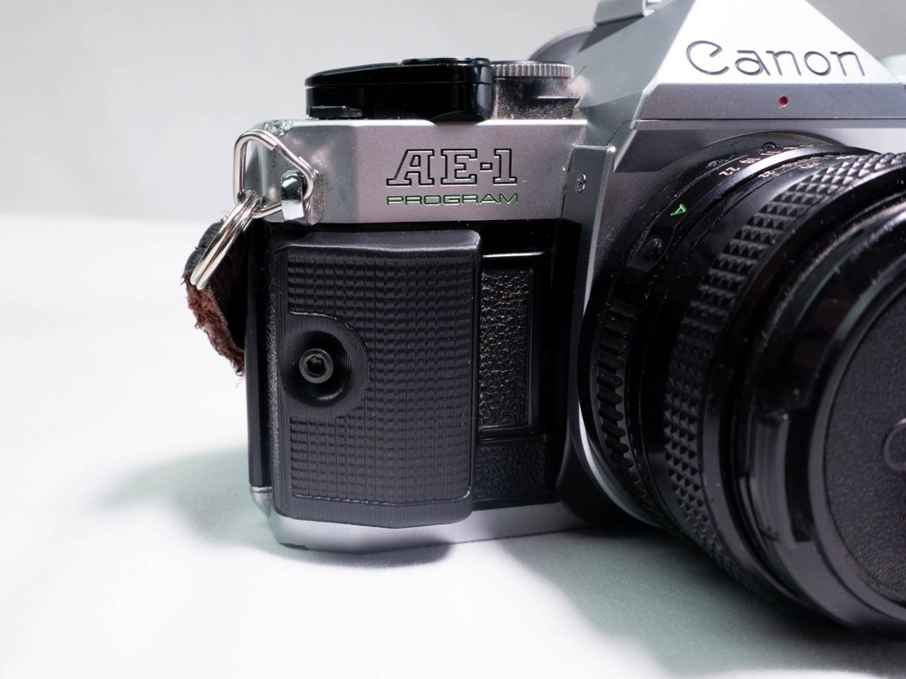 3D Printed Replacement Finger Grip Front Battery Cover For A-1 and AE-1 Program