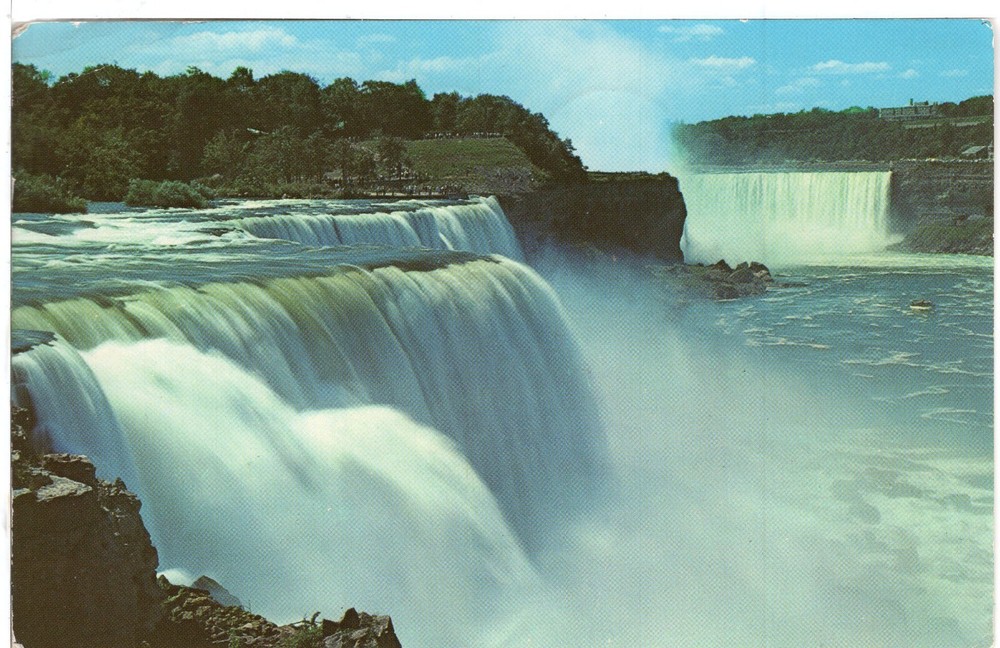 AMERICAN FALLS, NIAGARA FALLS, CANADA - PC2912