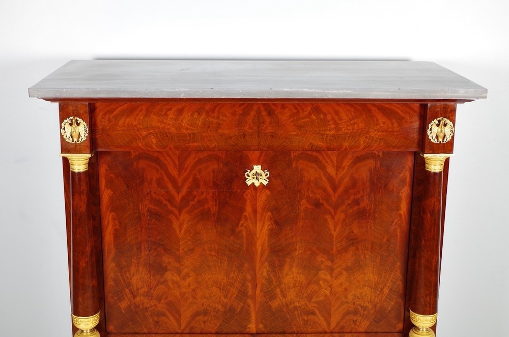 Empire Era Secretary