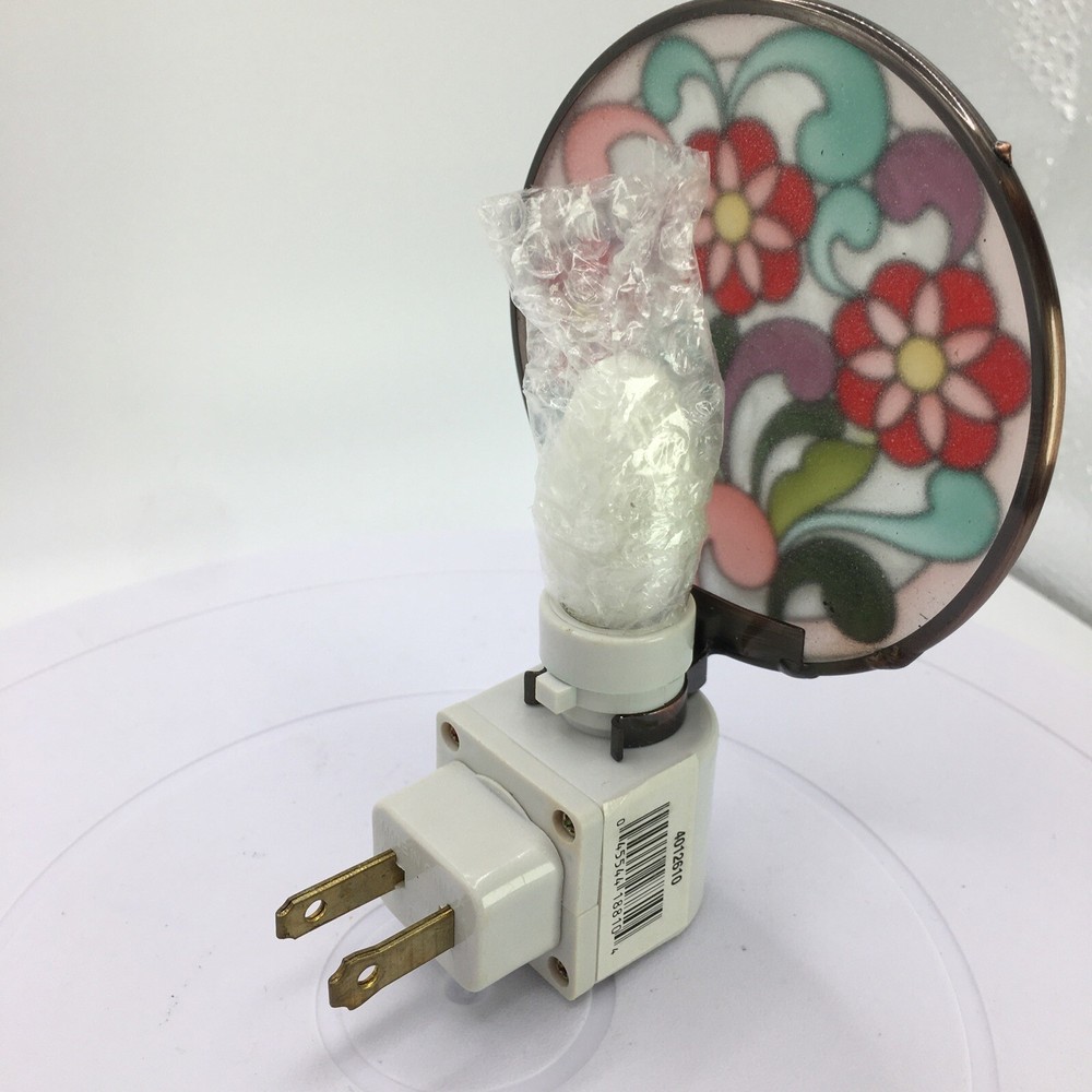 Jim Shore Three Daisies Socket Nightlight Hand Painted Glass Enesco