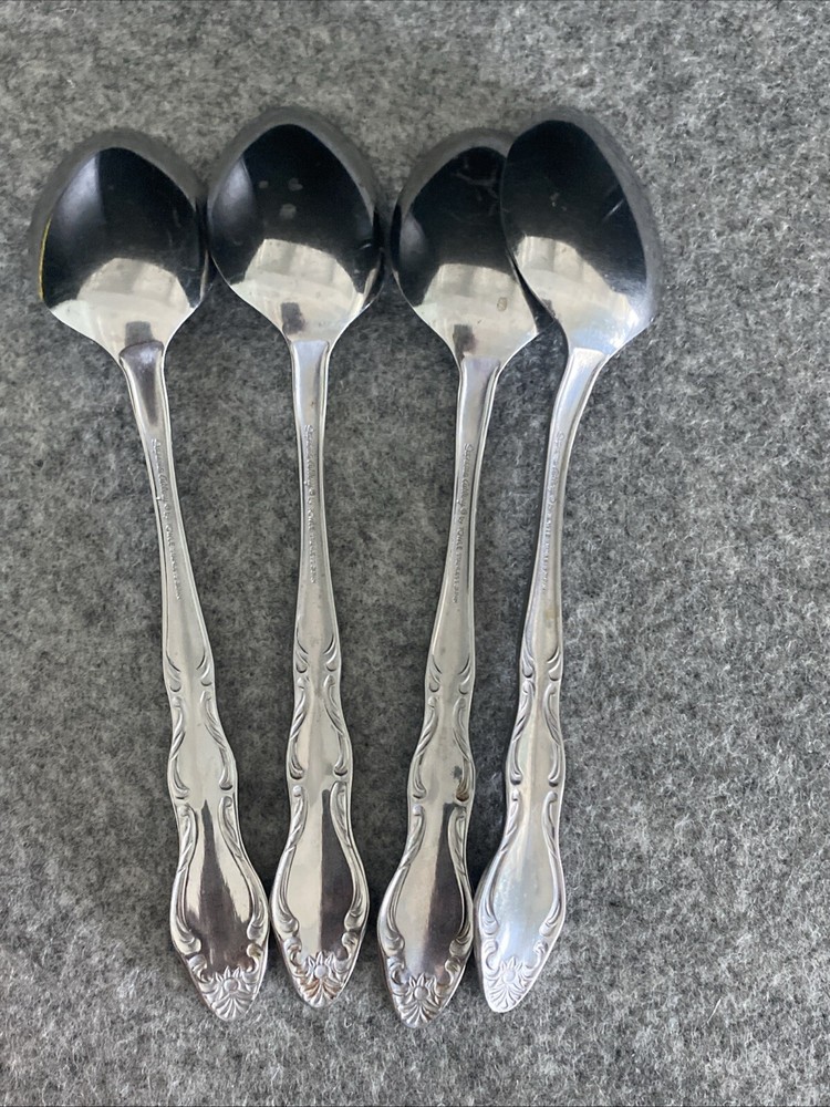 4 TOWLE/SUPREME CUTLERY STAINLESS FLATWARE, "PIERRE" PATTERN DINNER SPOONS