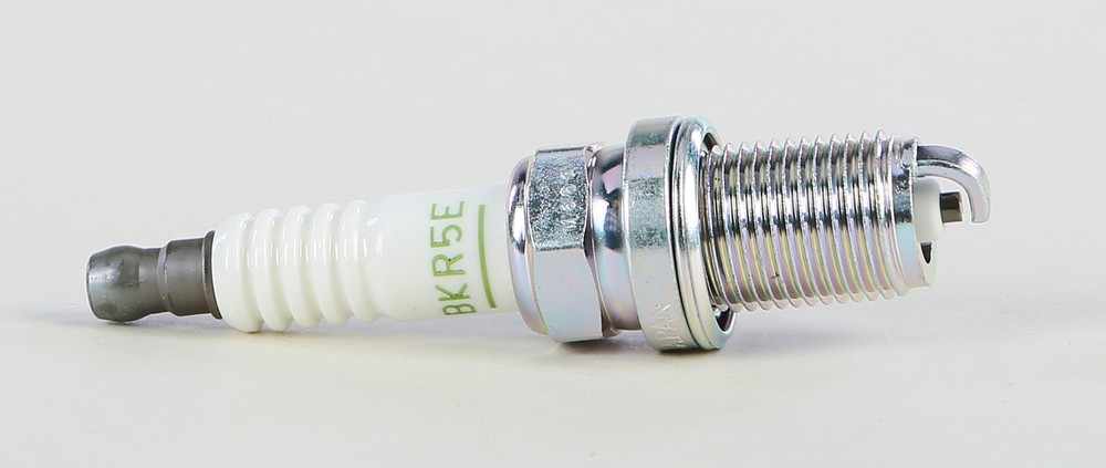 NGK SPARK PLUG 7938 PART# 7938 NEW