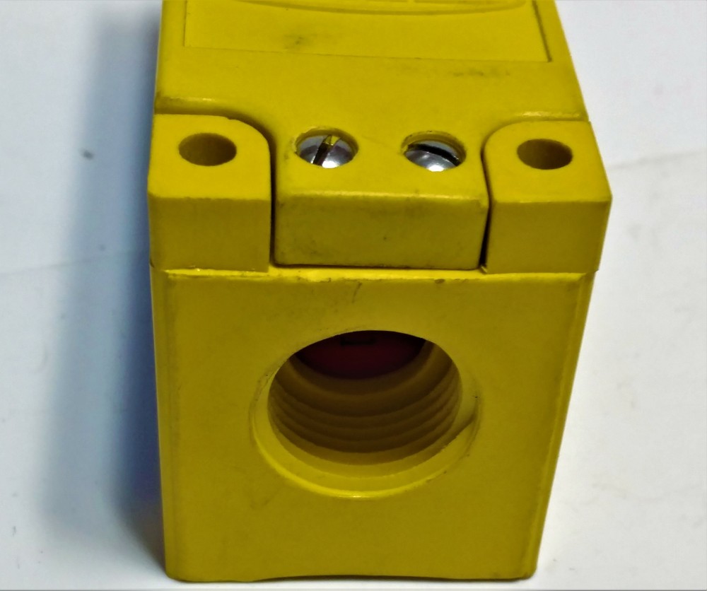 Banner Engineering 16441 / SBE Scanner Block