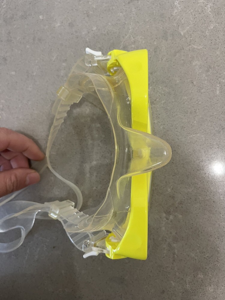 Tusa Liberator Plus Mask - Yellow