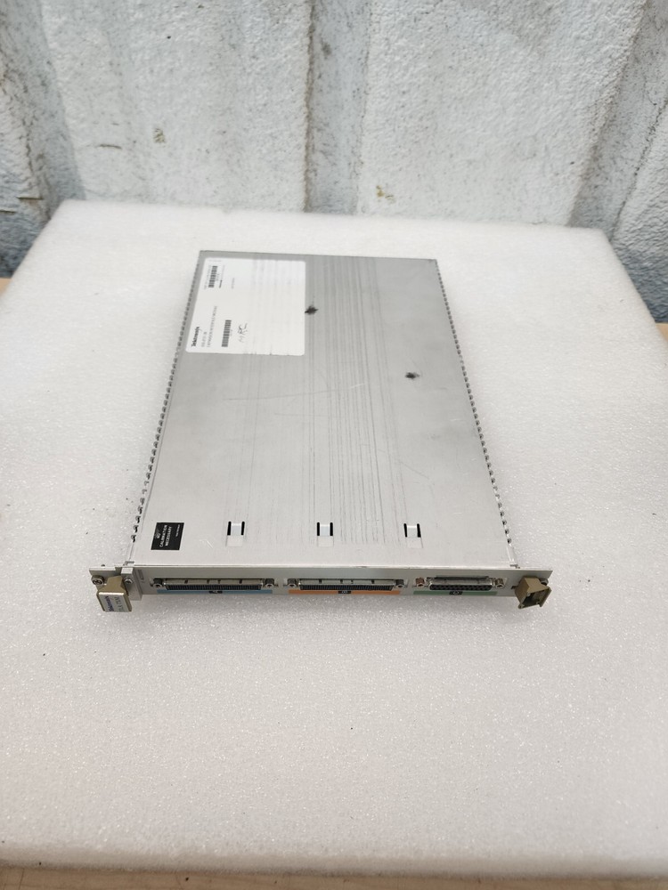 Tektronix TLA7XM 650-4131-00 Expansion Interface Logic Analyzer Module
