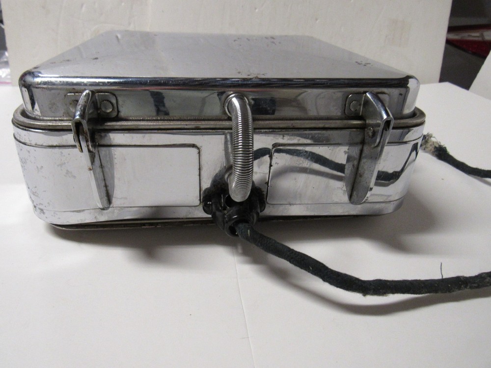 Sunbeam Model W-2 Waffle Maker + Box Works