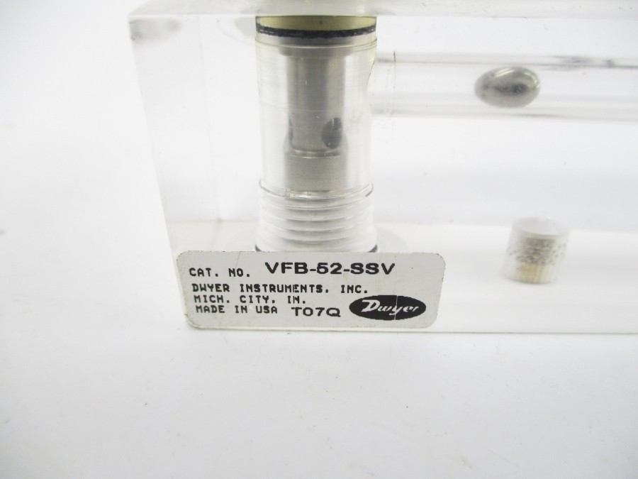 DWYER VFB-52-SSV 0-40 (AS PICTURED) NSNP