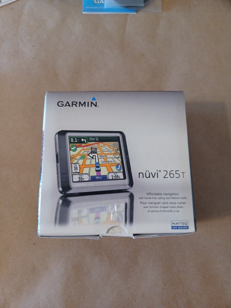 Garmin nüvi 265T With Mount, Adapter And Paperwork.