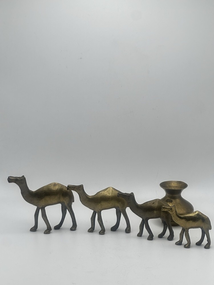 Solid Brass Graduated Camel Foursome And Urn Vintage