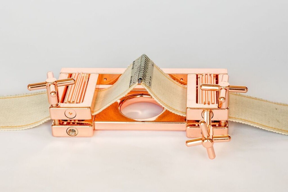 Belt Puller , Stretching tool , Conveyor , Laundry Folder. Limited space access