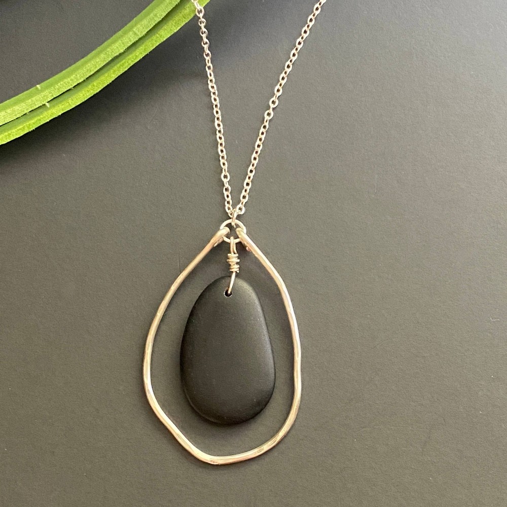 Silver Organic Hammered Hoop and Black Drop Necklace
