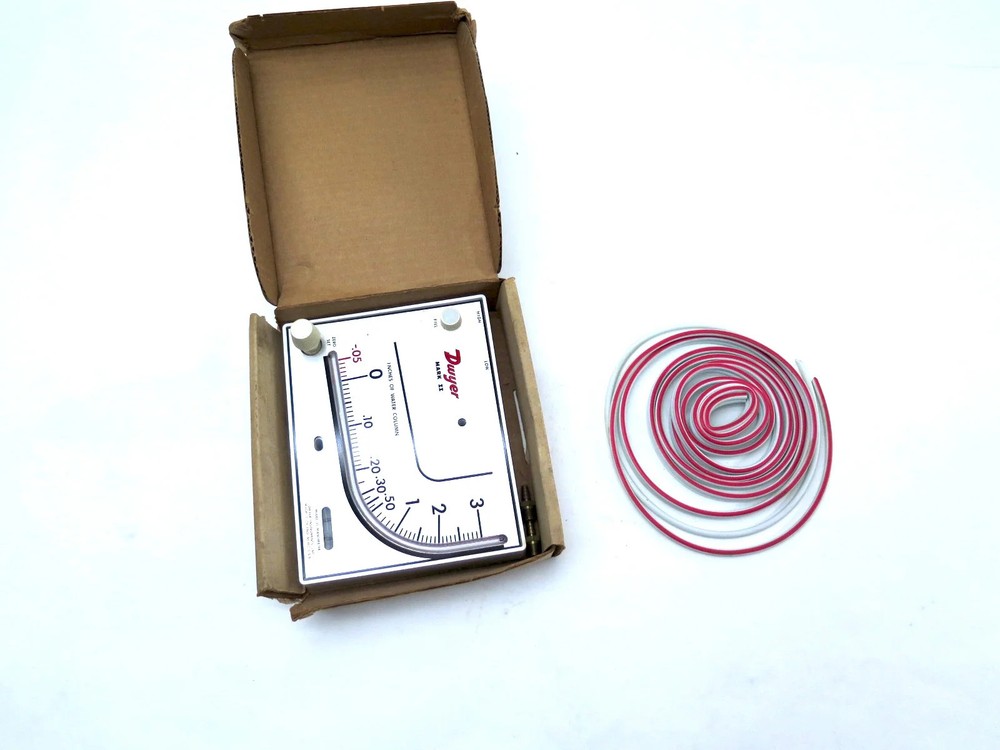 Dwyer Model 25 Mark II Manometer
