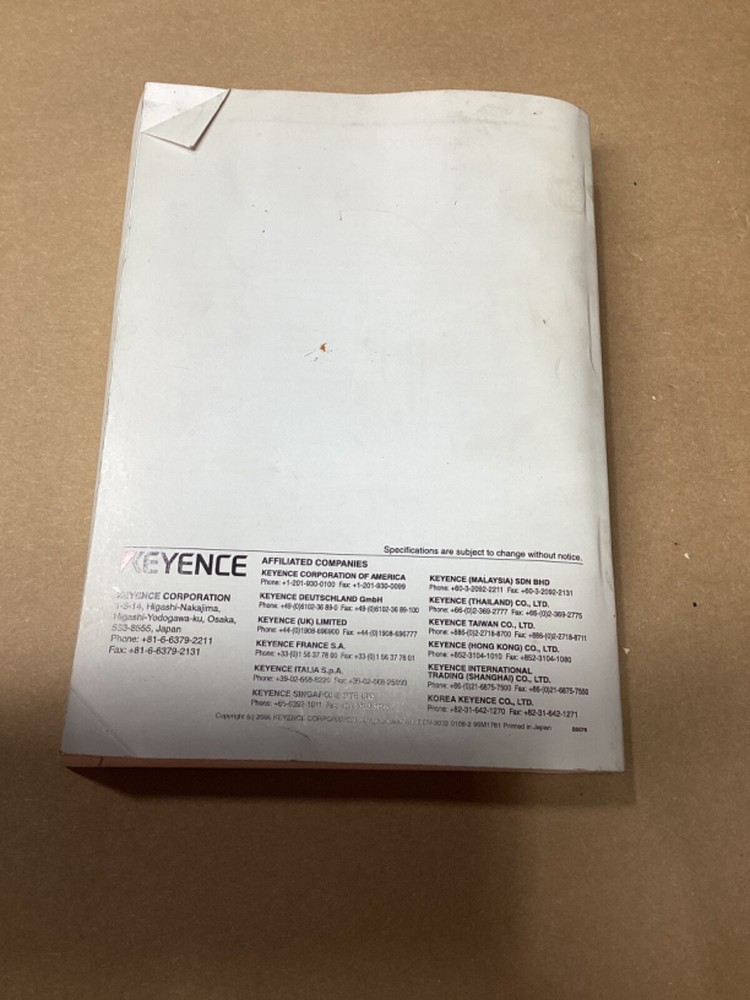 Keyence CV-3002 SERIES USERS MANUAL #138M81