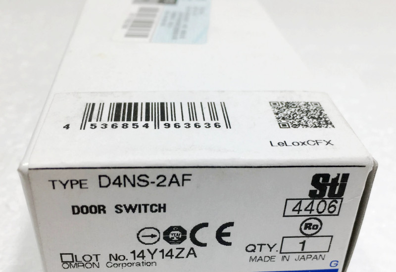 1pcs OMRON D4NS-2AF safety door switch