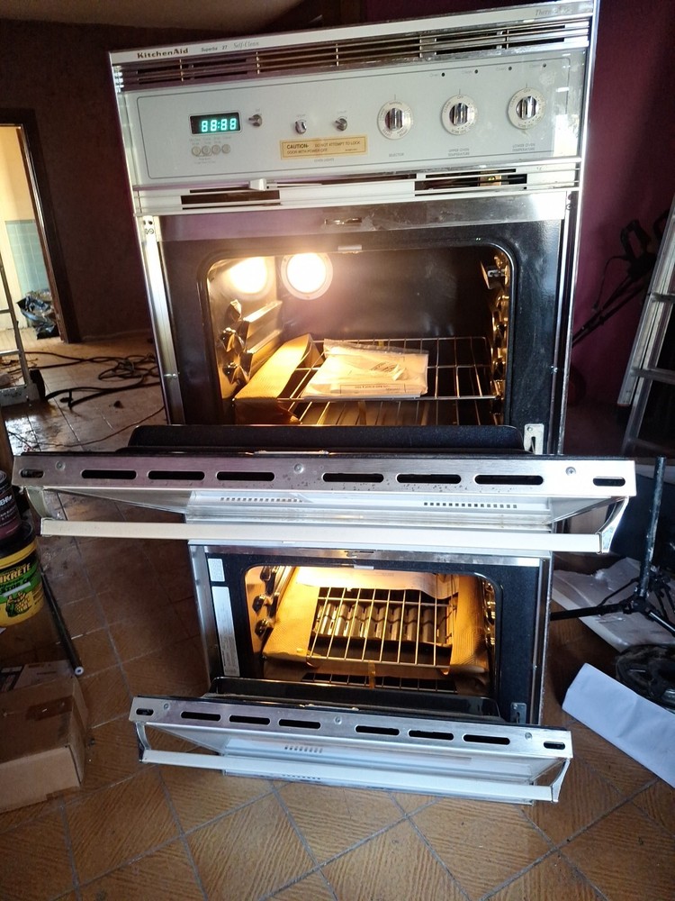 27 "Kitchenaid Double Door Wall Mount Oven