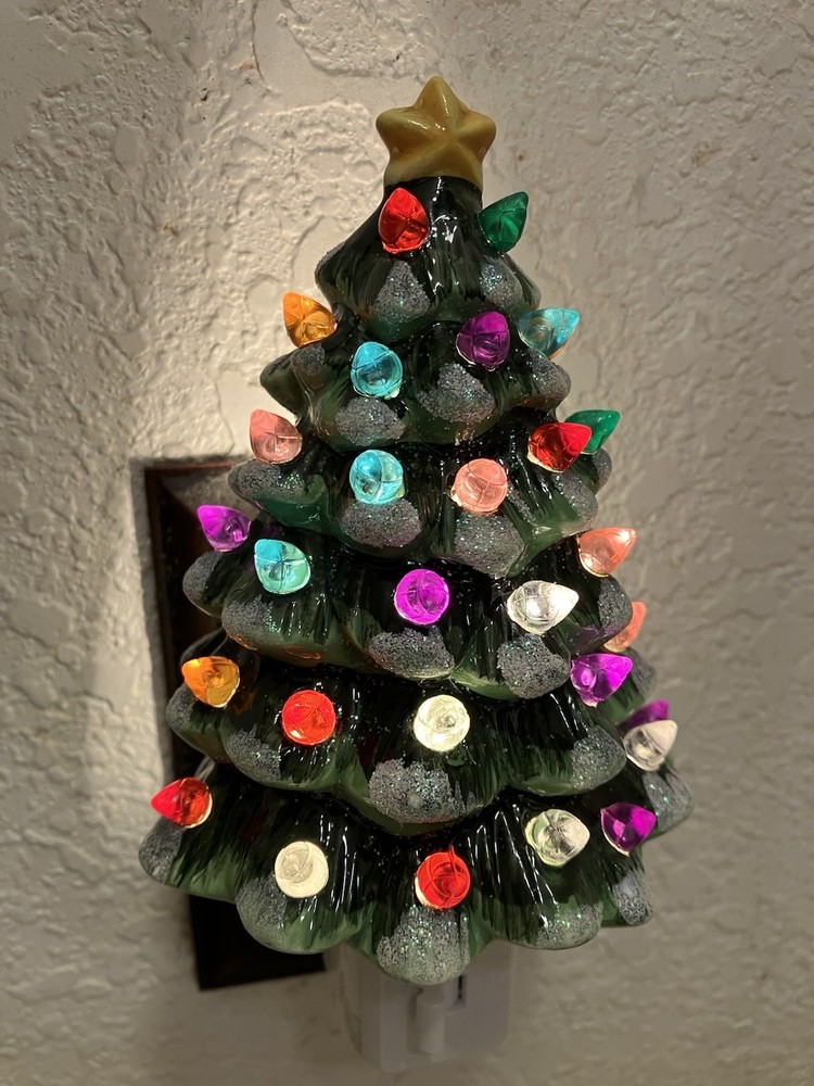 Ceramic Christmas Tree Night Light With Plastic Bulbs