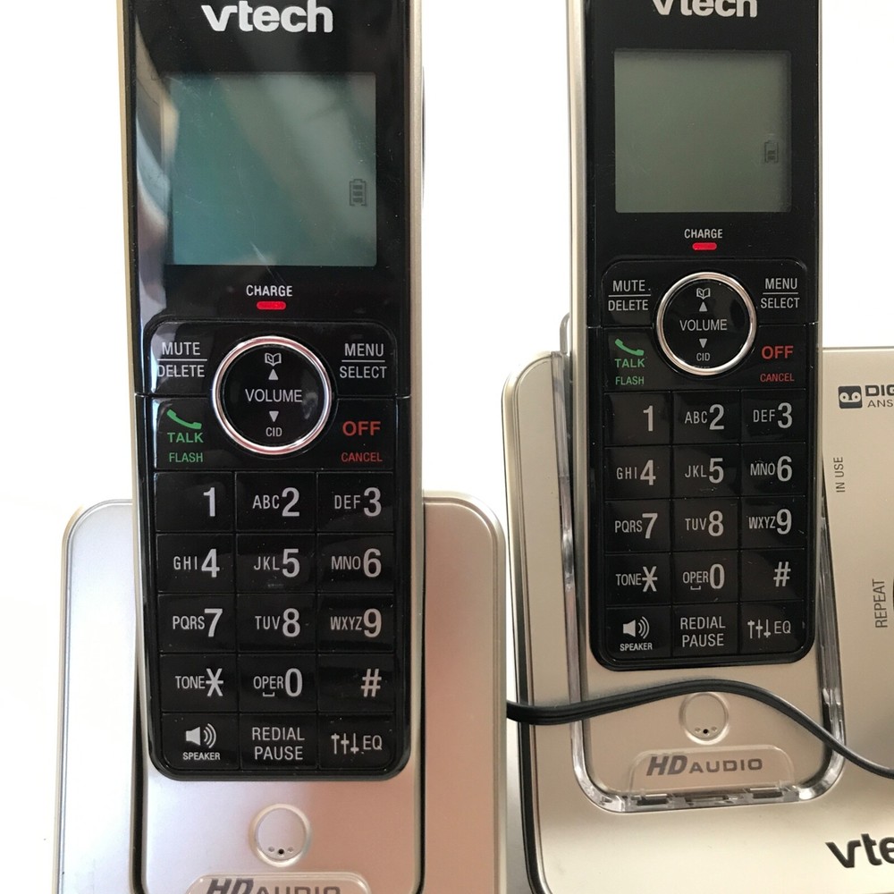 Vtech Two Handset Cordless Answering System with Caller ID Call Waiting LS6425-3