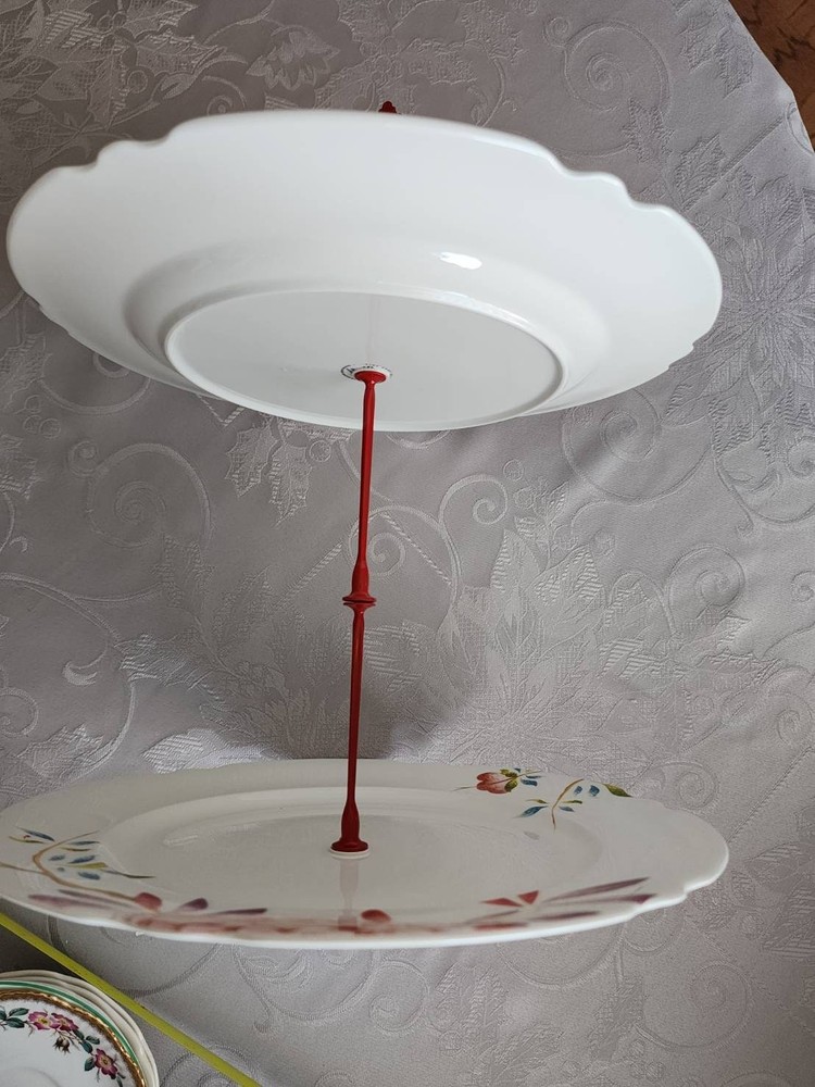 Spode Lucia 2 Tiered Serving Plate Serving Tray Dessert Stand