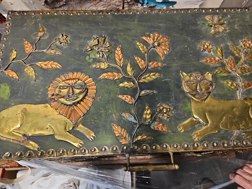 Vintage Chinese Chest