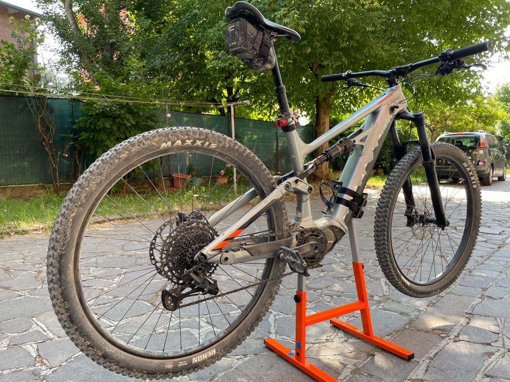 Universal e-MTB Adjustable Central Maintenance Stand ebike emtb