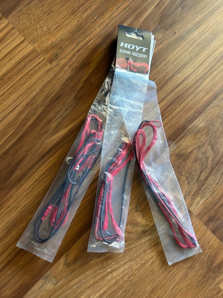 Hoyt Invicta 37 RH SVX 3 String set