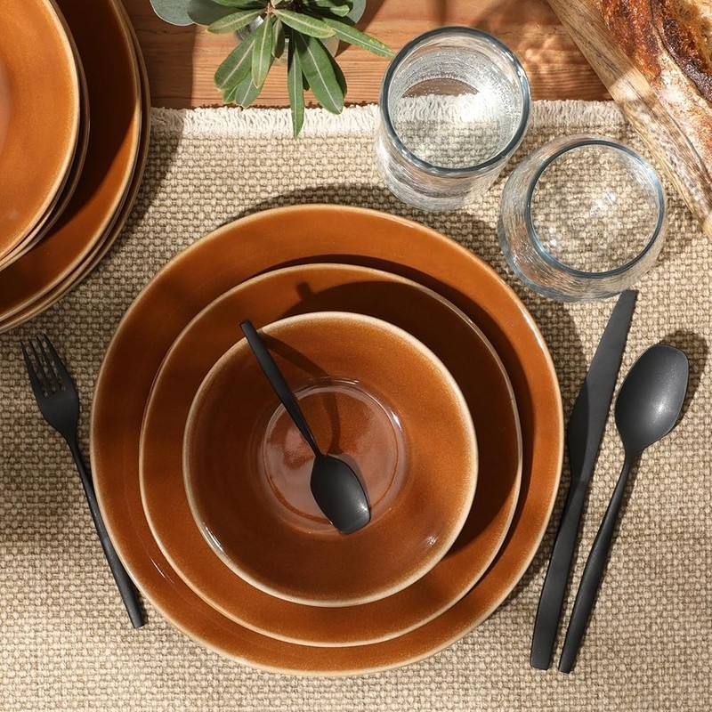 Eco-Friendly Terracotta Dinnerware Set Service 4 Stackable Plates Bowls New