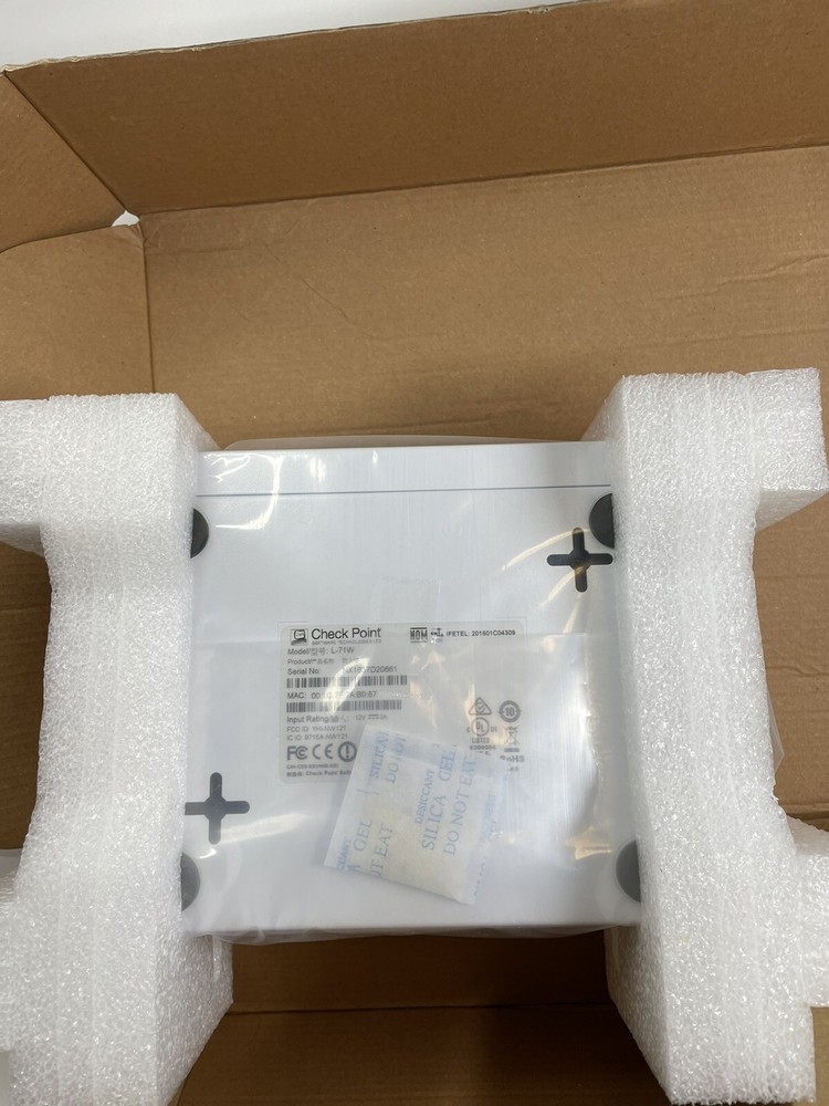 Check Point Software Technology L-71W Security/Firewall Router Brand New