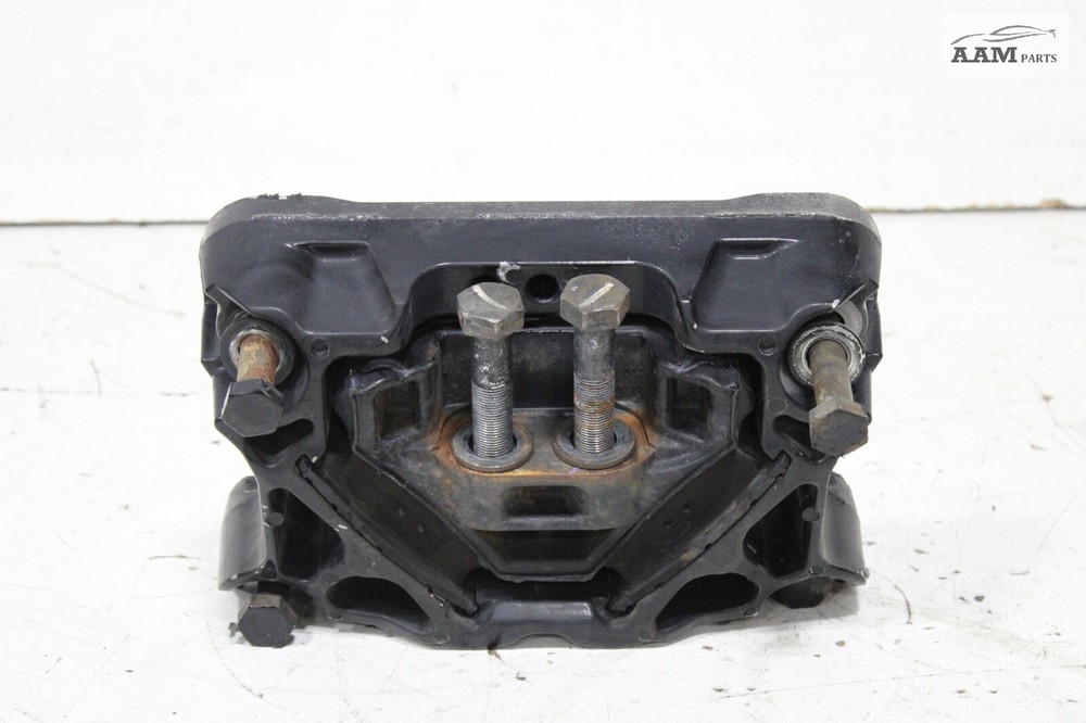 2018-2024 FREIGHTLINER CASCADIA 14.8L DD15 FRONT RIGHT SIDE ENGINE MOUNT OEM