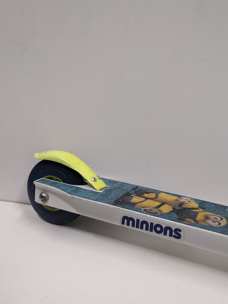 MINIONS KIDS FOLDING SCOOTER