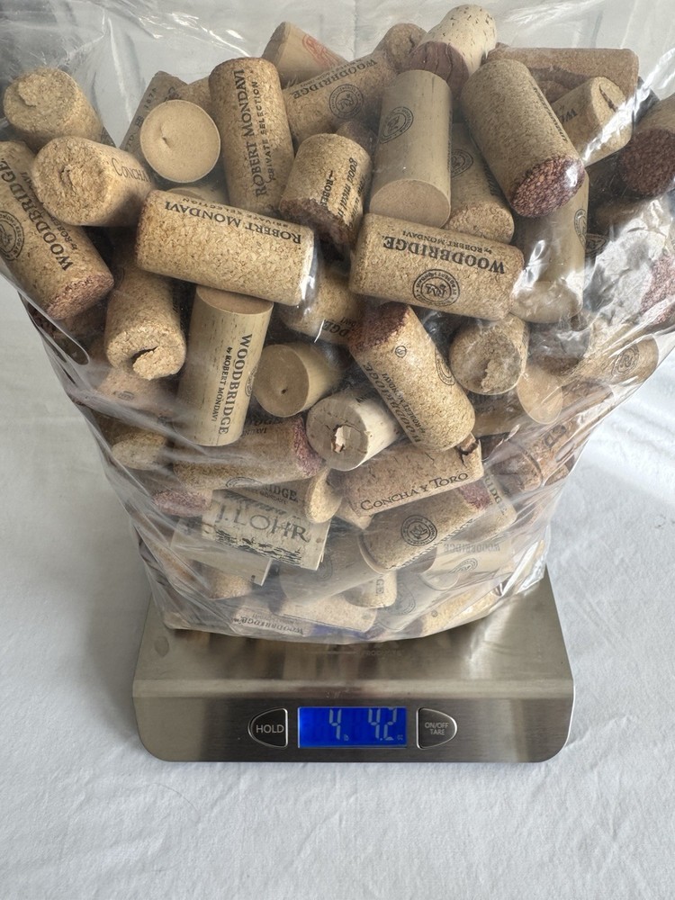 350 Plus Used Wine Corks, 4 LBS 4.2 OZ  Mixed  Brands Arts Crafts Projects Decor