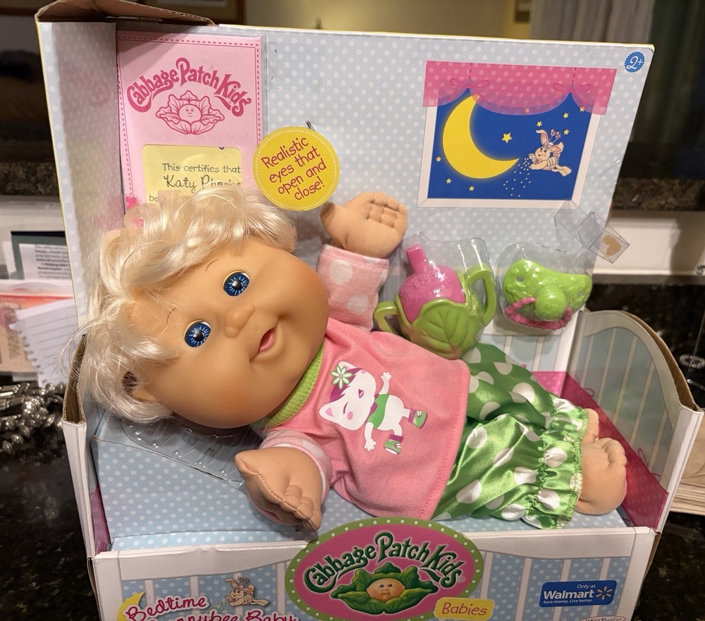 2011 Cabbage Patch Kids  “Katy Phoebe” NIB