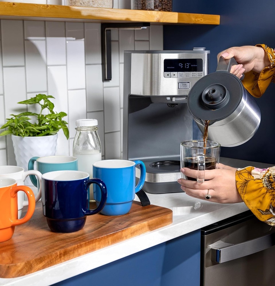 GE 10 Cup Drip Coffee Maker with Single Serve