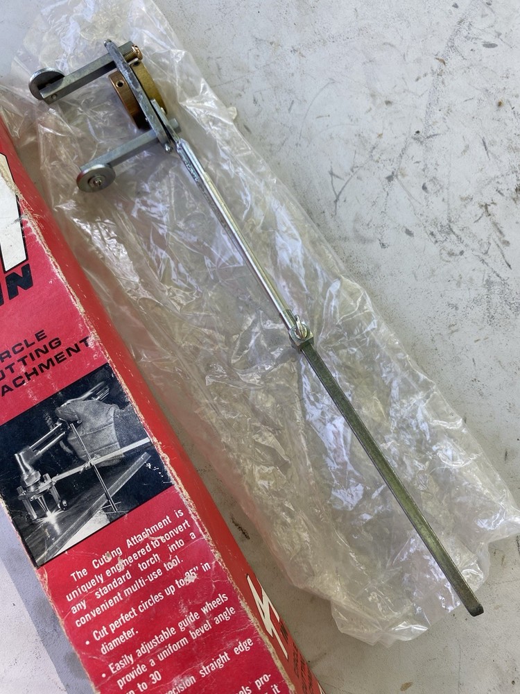 Harris 62-3 Cutting Torch w/ Circle Cutting Attachment