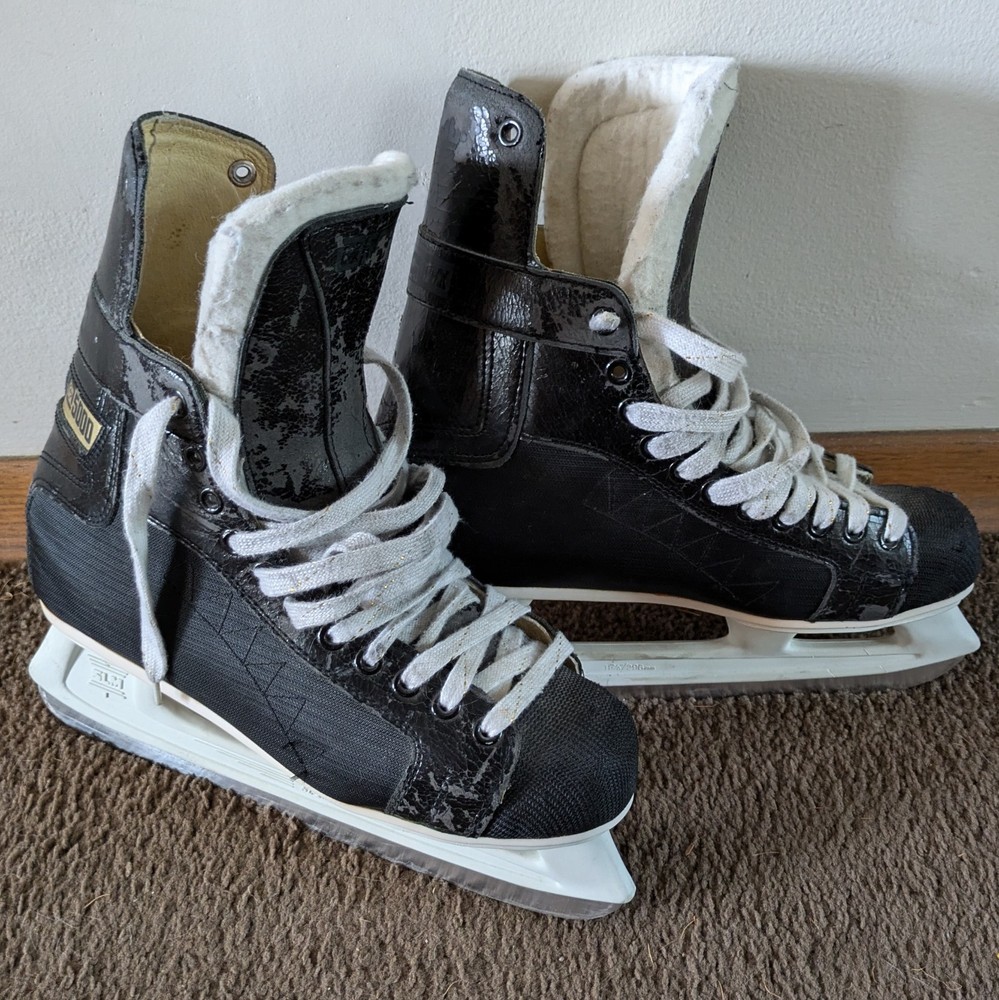 CCM 5000 Hockey Skates Size 10