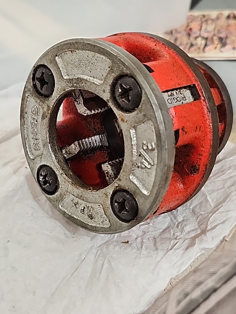 Rigid 3/4” NPT Complete Pipe Threading Die Head