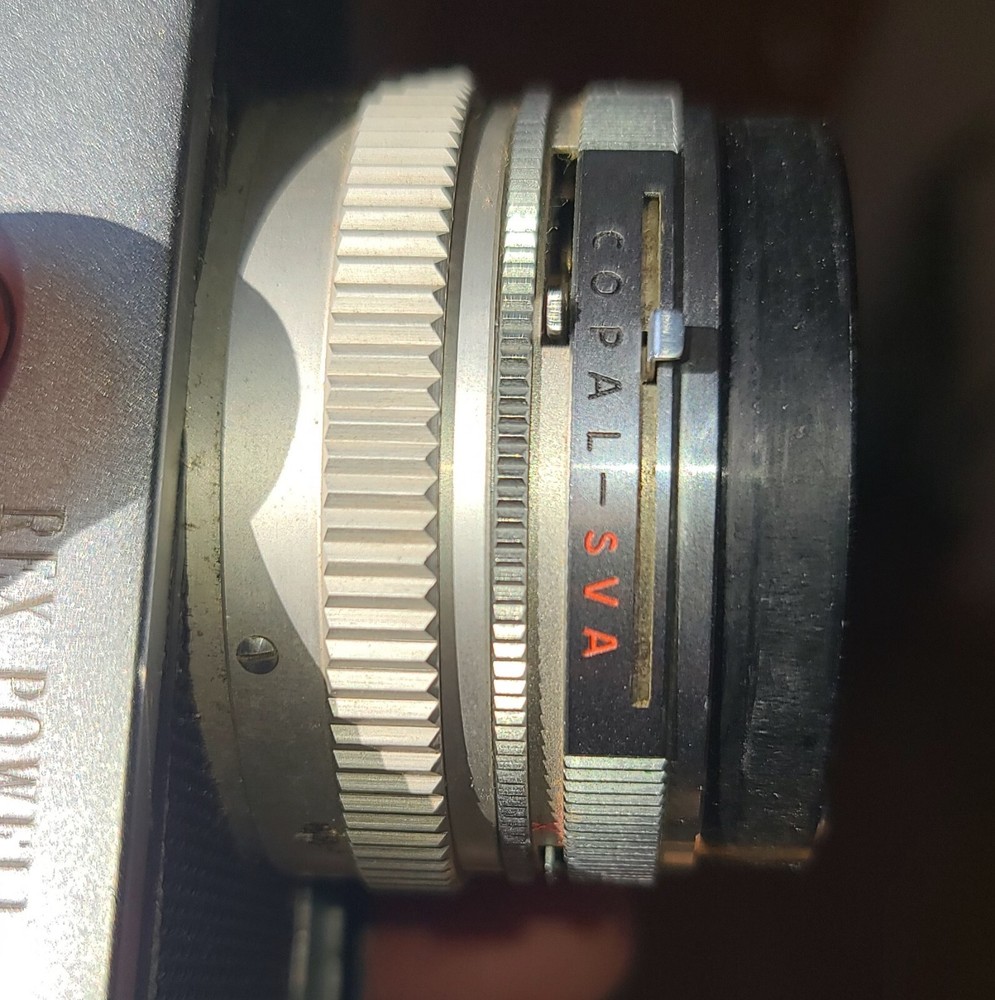 Yashica EE Rangefinder Camera W/4.5cmf:1.9, Tested Working. Case,cap 9+