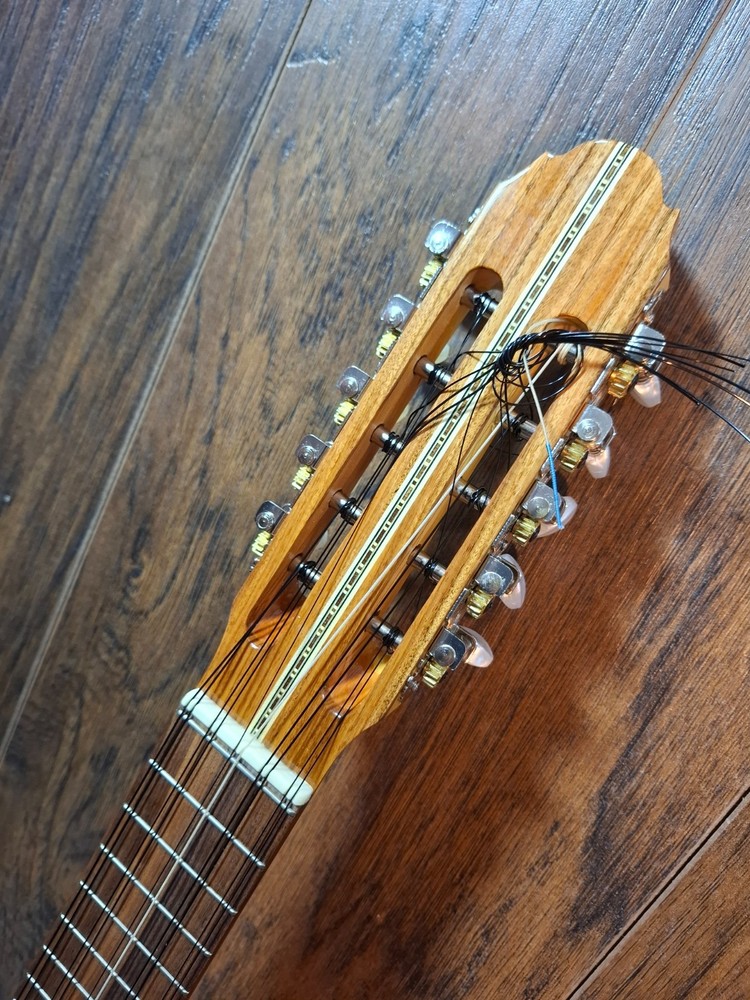 Professional Charango Made by Luthier Suarez includes Soft Gig Bag - Pro Set-Up