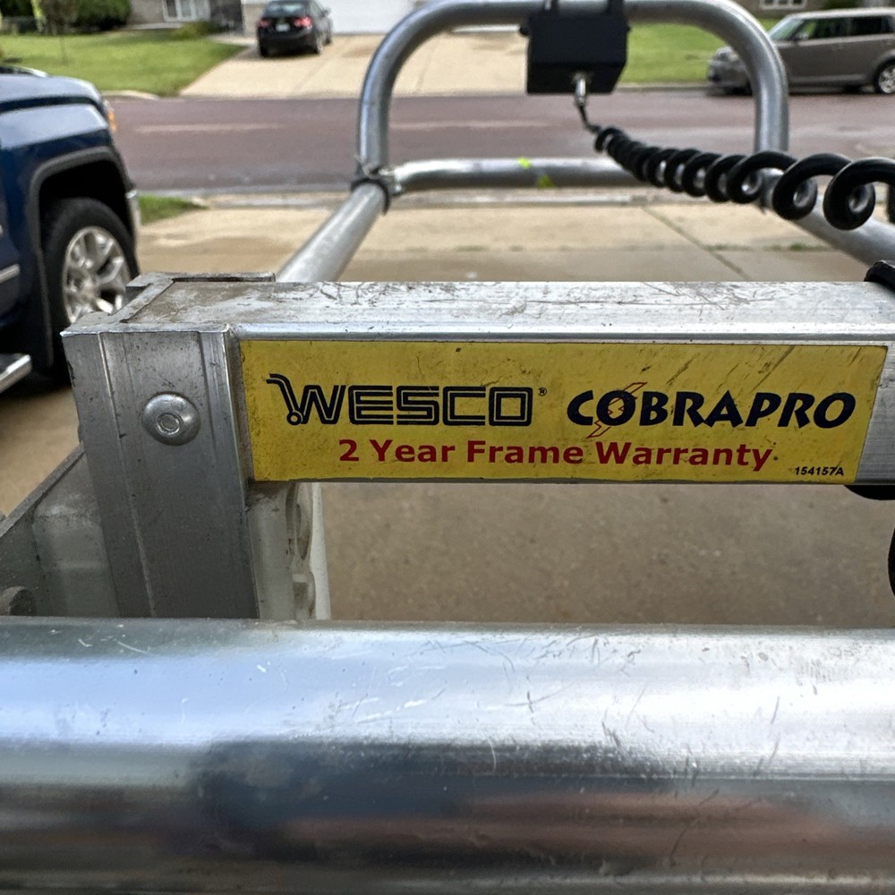 Wesco Cobra Pro sr. Electric Assist