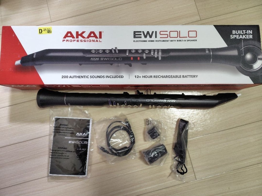 Akai EWI Solo Standalone Wind Synth w/ Original Box & Accessories Working Mint