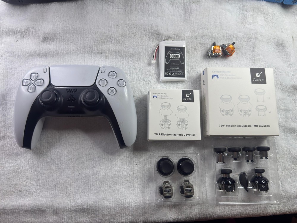 Custom PS5 Controller: TMR/GuliKit Joysticks, 8880mAh Battery, 🎮