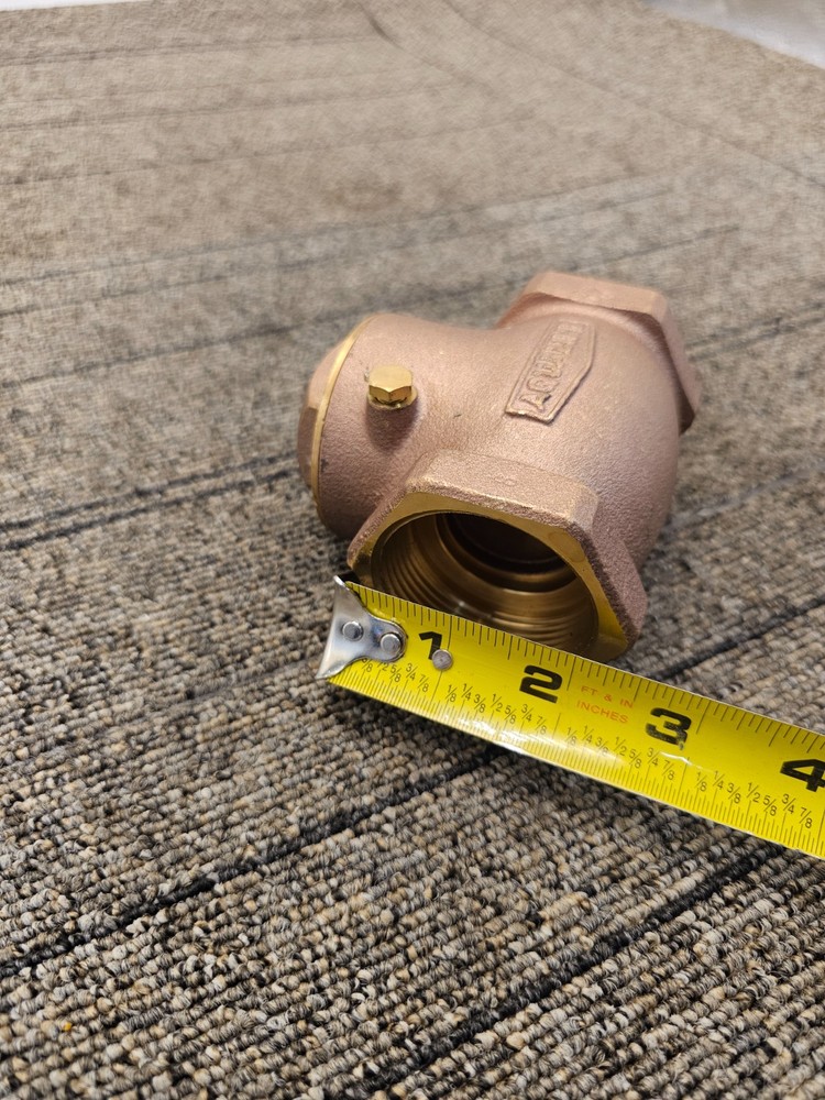 Aqualine 1-1/2" Swing Check Valve Threaded 200 WOG