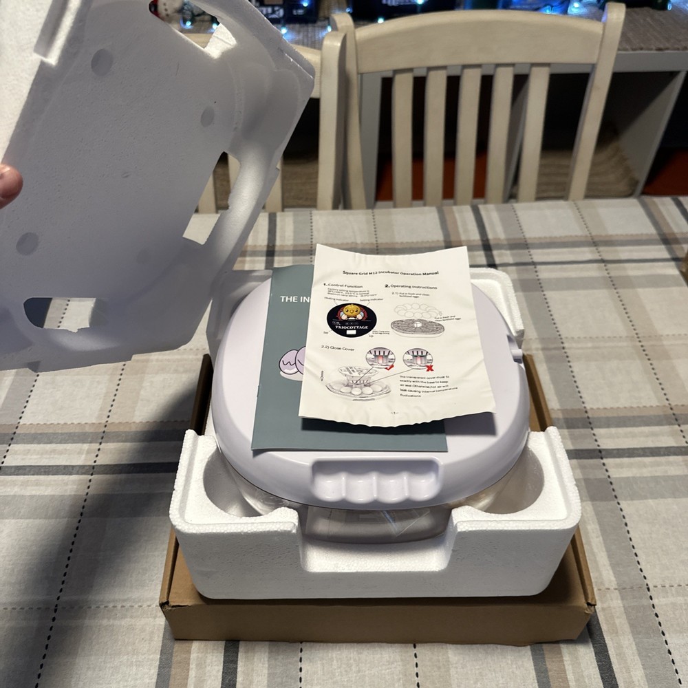 Square Grid M12 Incubator:Heating Brooder:Lot:Chicken Egg Incubator:New:Chicks